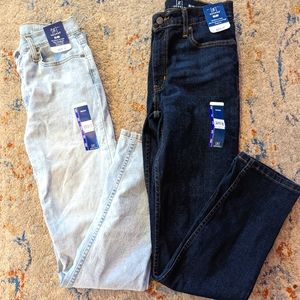 2 pairs of men's jeans